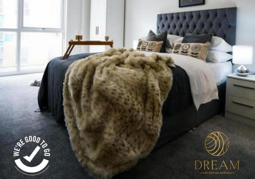 Adelphi Wharf Luxury Apartments Manchester Bagian luar foto
