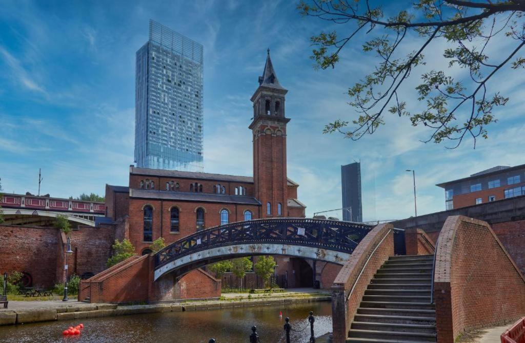 Adelphi Wharf Luxury Apartments Manchester Bagian luar foto